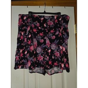 Torrid Size 2 18 20 Shorts Floral Summer